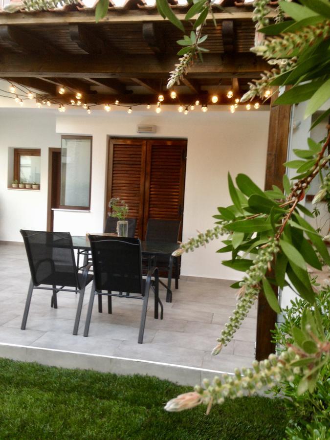 Beach House Nikiti Экстерьер фото